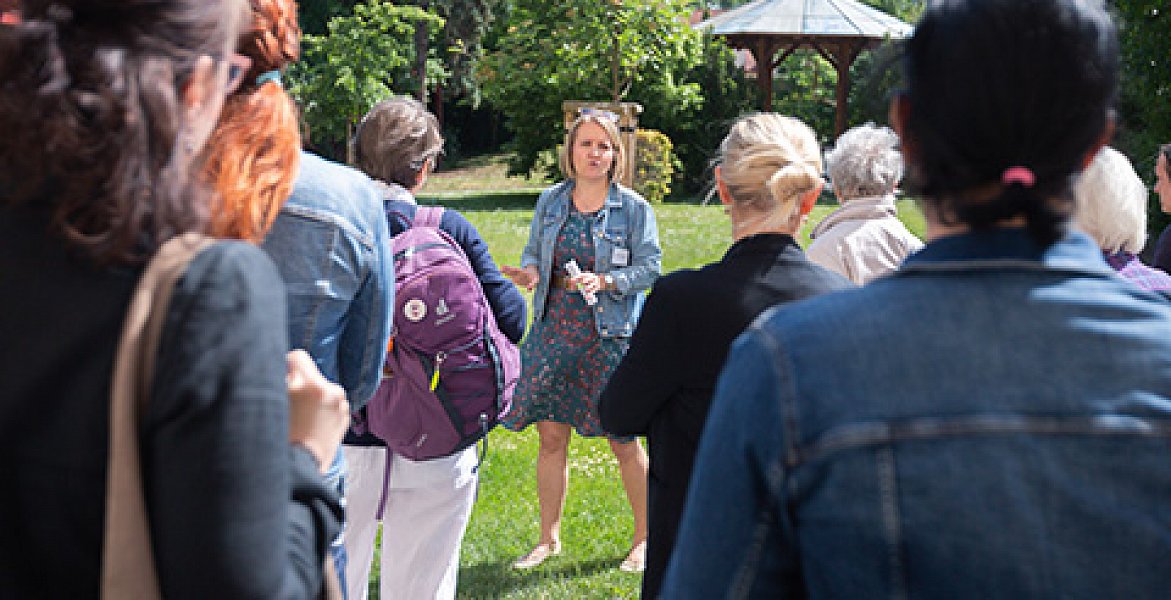 Sue Ryder přijme kolegyni nebo kolegu na pozici PR specialista/ka