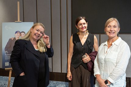 Kdo zaplatí naše stáří? Sue Ryder uspořádal diskusi o tom, proč nejde jen o peníze