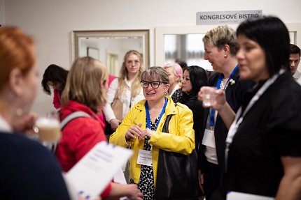 Konference „Paliativní péče v domovech pro seniory: 5 let zkušeností z programu Abakus“