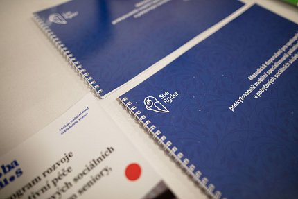 Konference „Paliativní péče v domovech pro seniory: 5 let zkušeností z programu Abakus“
