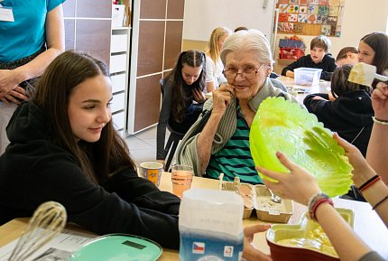 Velikonoční setkání seniorů a studentů