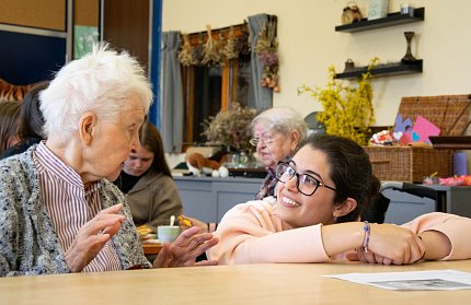 Velikonoční setkání seniorů a studentů