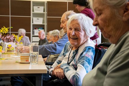 Velikonoční posezení v Sue Ryder