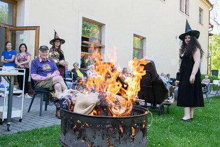 Jak jsme upálili čarodějnice