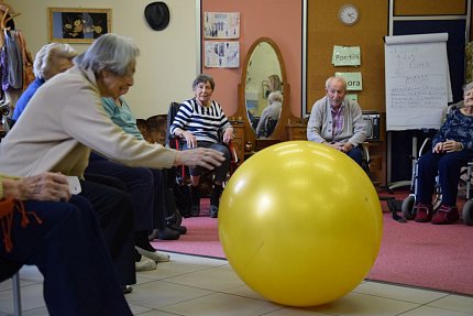 Skupinové cvičení v Sue Ryder