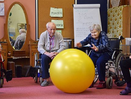 Skupinové cvičení v Sue Ryder