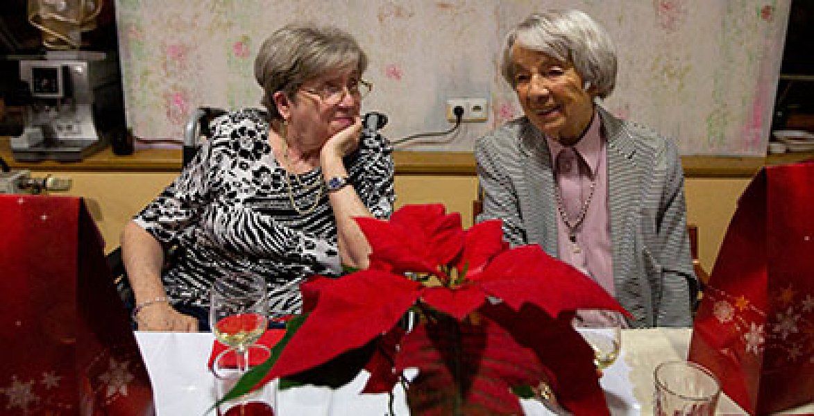 The Christmas Eve at Sue Ryder was not filled with presents. Rather, it was filled with kindness, care, respect, and understanding of the Sue Ryder team of carers towards those who cannot get through this day on their own.