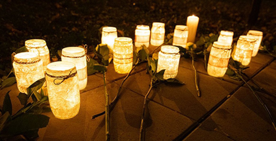 Fotogalerie ze vzpomínkového večera: Sešli jsme se, abychom poděkovali těm, kteří tu byli s námi a v posledním roce odešli... 